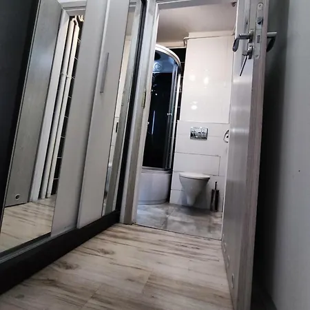 Apartament Grochowa Sky Tower דירה *
